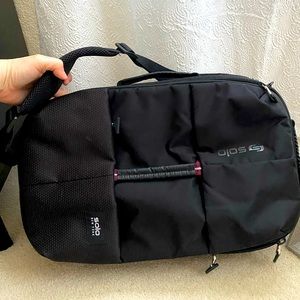 The perfect multifunctional travel bag